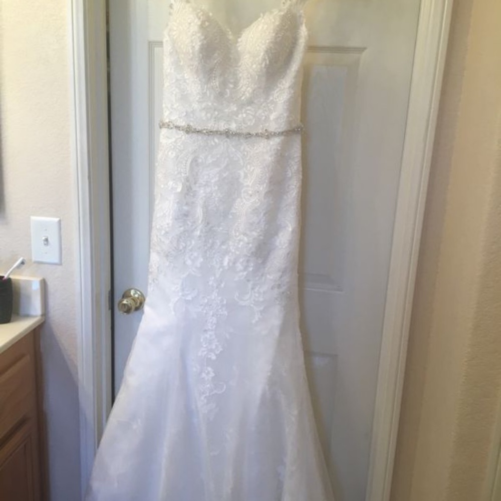 Wedding dress